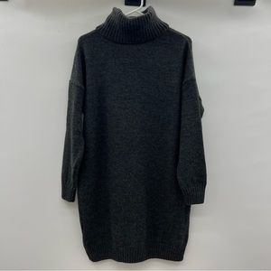 Top Shop black long sleeve sweater dress ladies size 4.